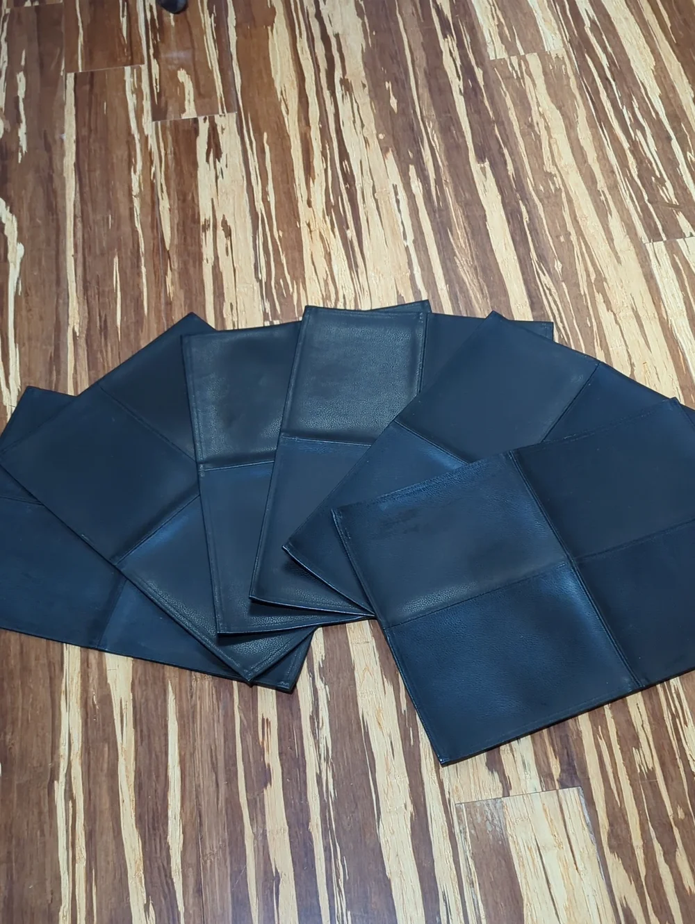 Leather placemats,set of 6 black